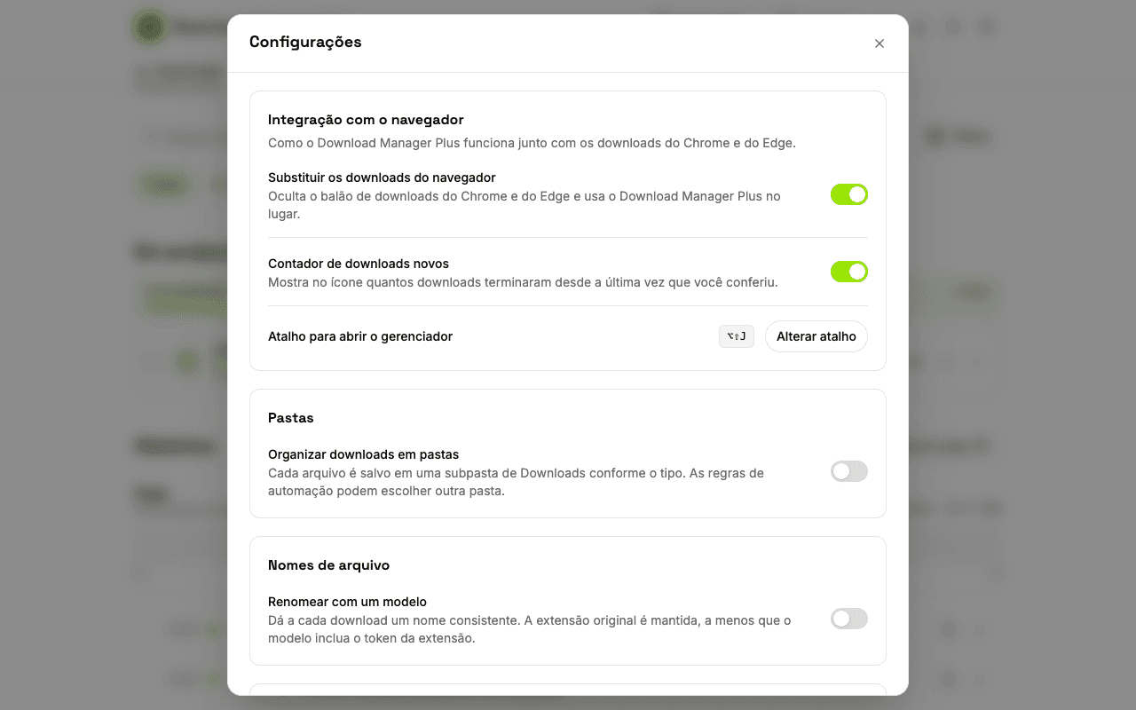 Página de configurações do Download Manager Plus com opções para substituir os downloads do navegador, mostrar o contador no ícone, alterar o atalho de teclado, configurar notificações e escolher o tema